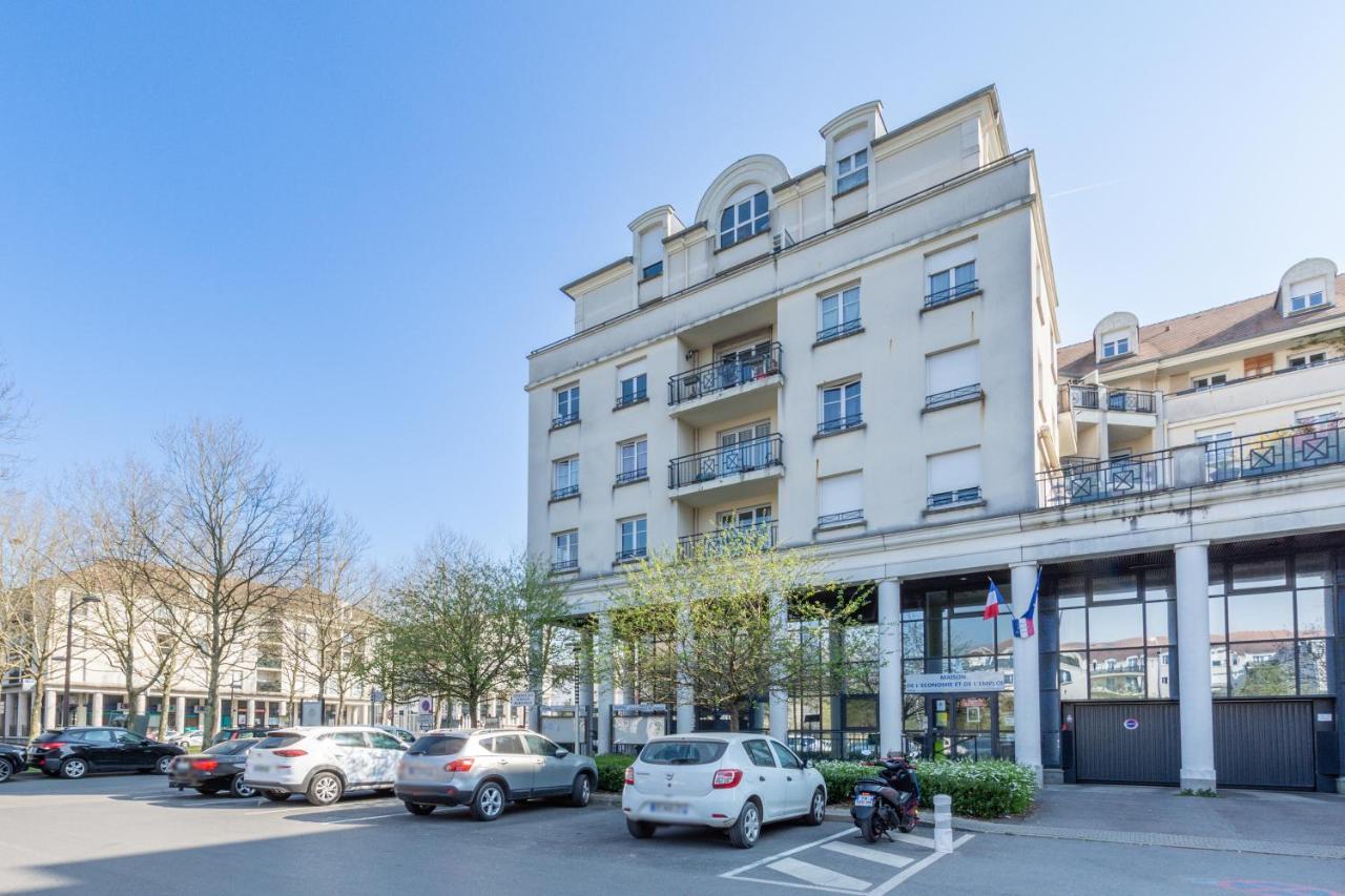 Family Travel Paris Lejlighed Bussy-Saint-Georges Eksteriør billede
